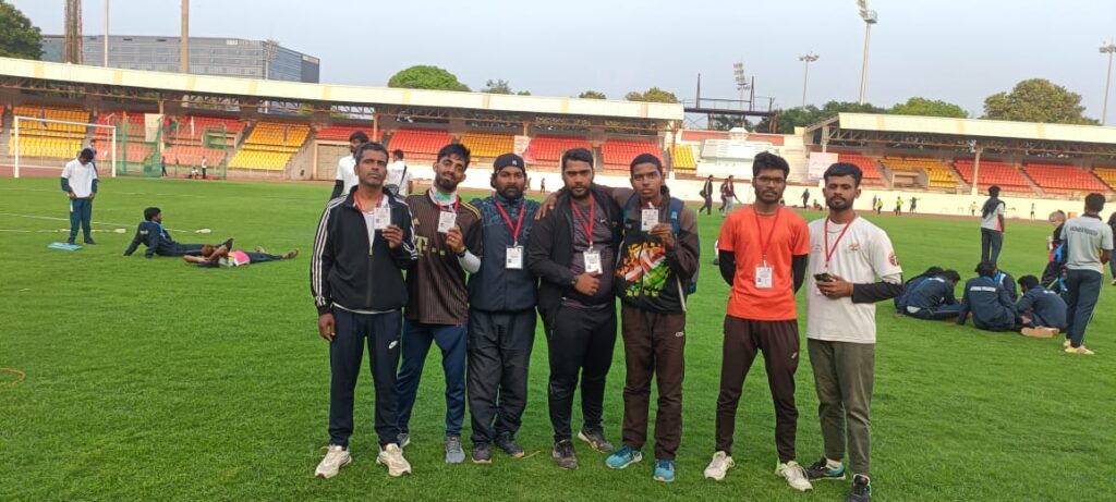 पैरालिम्पिक्स , एथलेटिक्स , तैराकी , टेबल टेनिस , व्हीलचेयर बास्केटबॉल , व्हीलचेयर रग्बी , गोलबॉल , बोस्किया , सिटिंग वॉलीबॉल , पैरा पॉवरलिफ्टिंग , पैरा साइकिलिंग , पैरा शूटिंग , पैरा ट्रायथलॉन , पैरा तीरंदाजी , पैरा-नॉर्डिक स्कीइंग , पैरा-अल्पाइन स्कीइंग , पैरा- स्नोबोर्डिंग , बधिर ओलंपिक , विशेष ओलंपिक , समावेशी खेल ,विकलांगता खेल , अनुकूली खेल , सभी के लिए खेल , खेल और समावेश ।