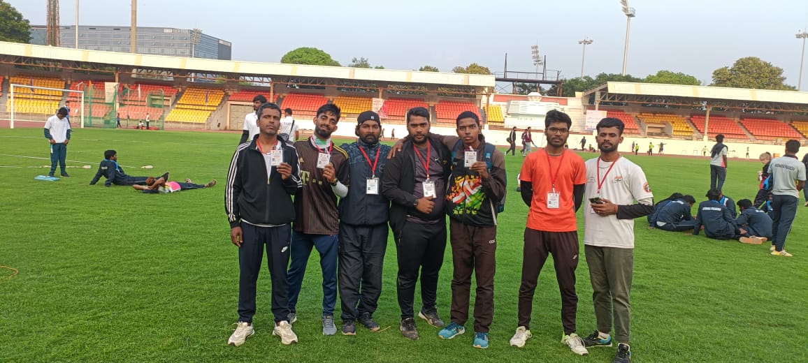 पैरालिम्पिक्स , एथलेटिक्स , तैराकी , टेबल टेनिस , व्हीलचेयर बास्केटबॉल , व्हीलचेयर रग्बी , गोलबॉल , बोस्किया , सिटिंग वॉलीबॉल , पैरा पॉवरलिफ्टिंग , पैरा साइकिलिंग , पैरा शूटिंग , पैरा ट्रायथलॉन , पैरा तीरंदाजी , पैरा-नॉर्डिक स्कीइंग , पैरा-अल्पाइन स्कीइंग , पैरा- स्नोबोर्डिंग , बधिर ओलंपिक , विशेष ओलंपिक , समावेशी खेल ,विकलांगता खेल , अनुकूली खेल , सभी के लिए खेल , खेल और समावेश ।