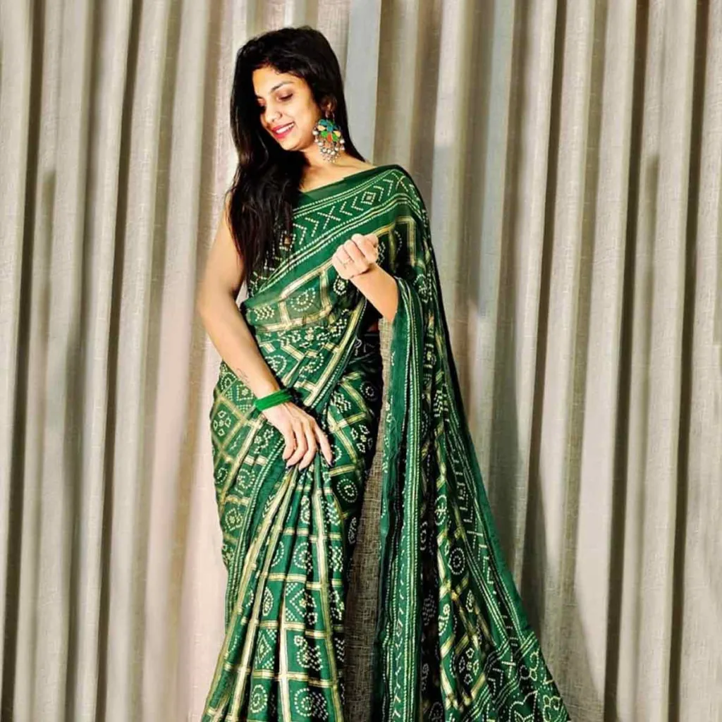 Green-chunri-print-saree
