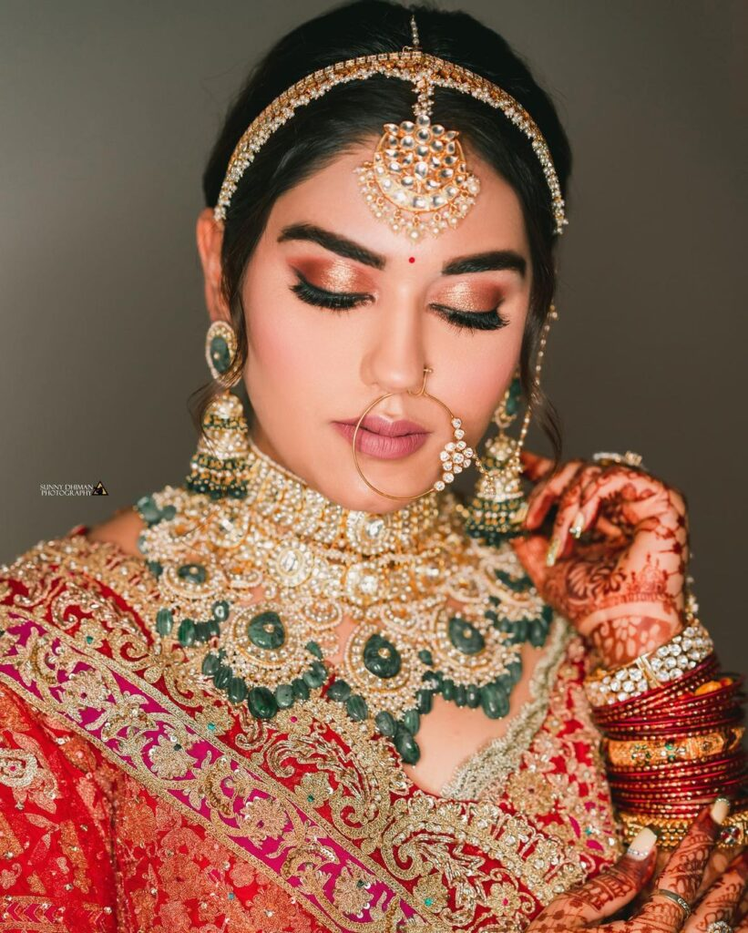 bridal nath designs gold