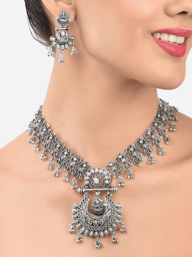 oxidised jewellery with saree