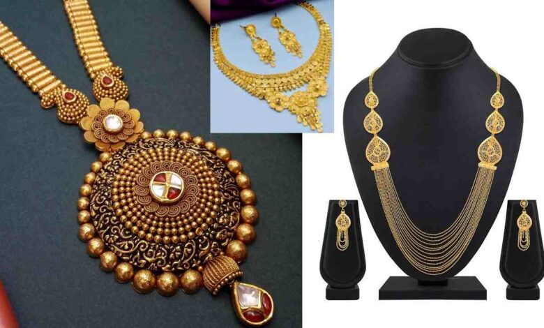 stylish necklace set
