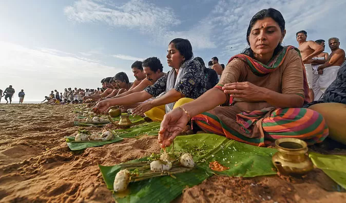 आखिर क्यूँ पूजा से पहले धारण करनी चाहिए धातु की अंगुठी या कुश की अंगुठी