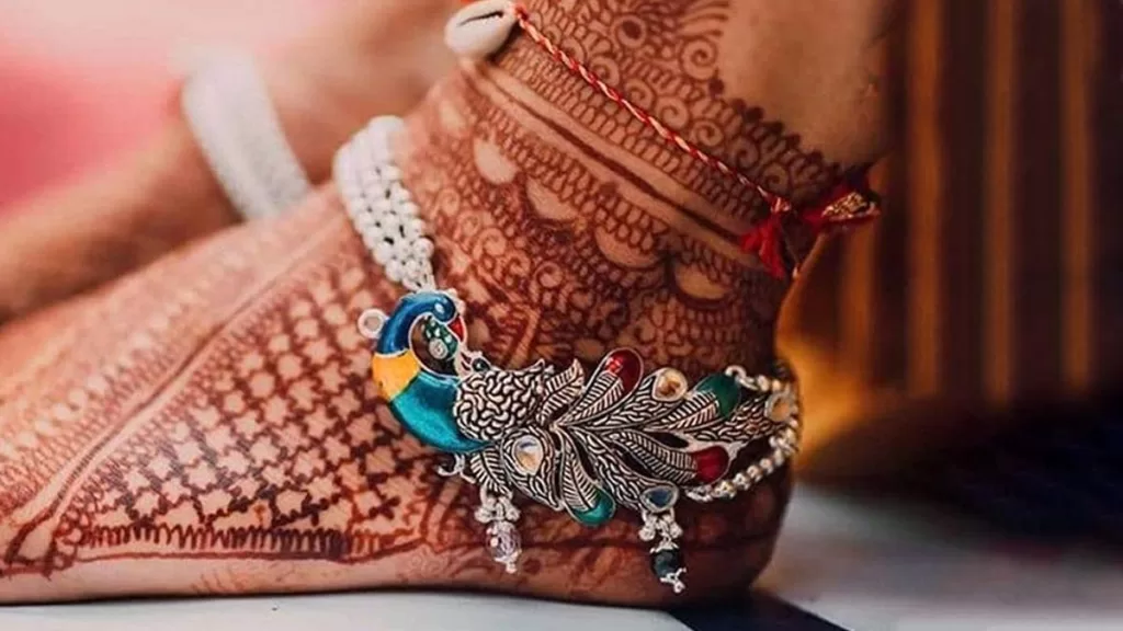 peacock design payal 2023