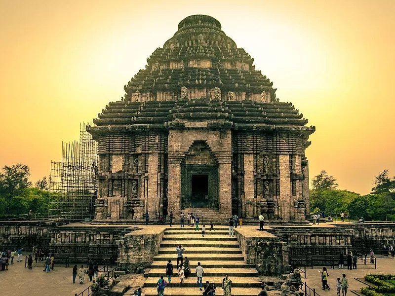 सूर्य मंदिर नालंदा का एक मुख्य आकर्षण स्थल है।