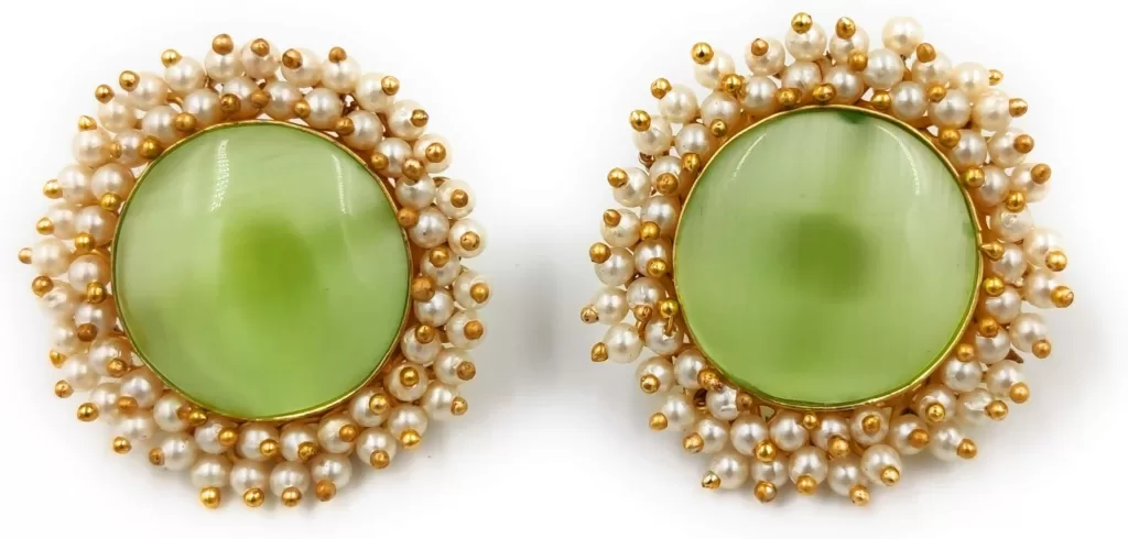 Earrings Designs: मात्र 200 रुपये में मिल जाएंगे इयररिंग्स के ये फैंसी डिजाइंस, फेस्टिव सीजन के लिए करें ट्राई