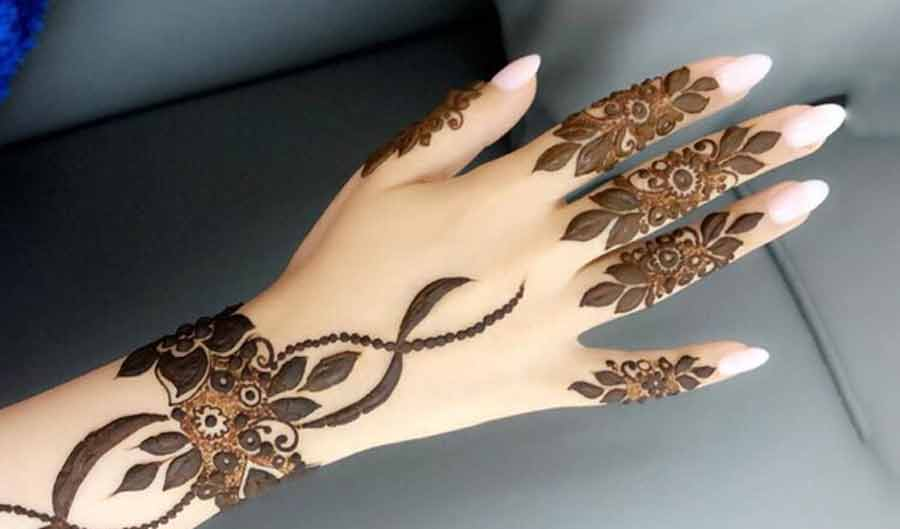 simple mehndi designs photos